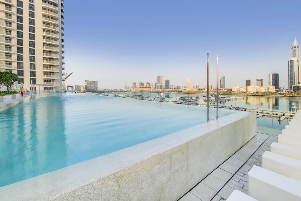 Lux Bnb I Sun Rise Bay I Palm & Sea View Apartment Dubai Ngoại thất bức ảnh