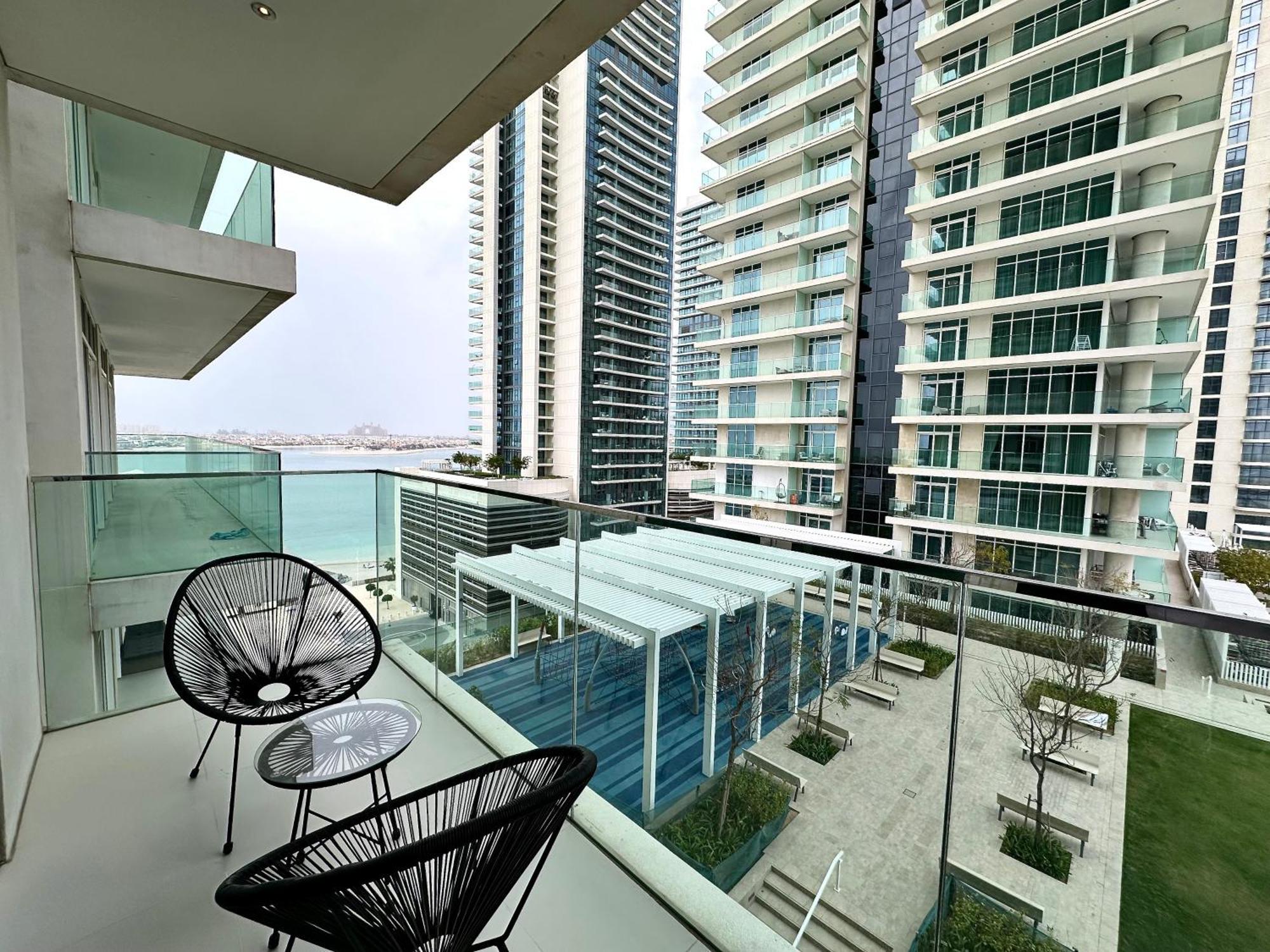 Lux Bnb I Sun Rise Bay I Palm & Sea View Apartment Dubai Ngoại thất bức ảnh